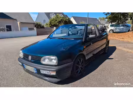 Volkswagen Golf 1.8 75