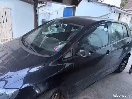 Volkswagen Golf 1.9 TDI 110