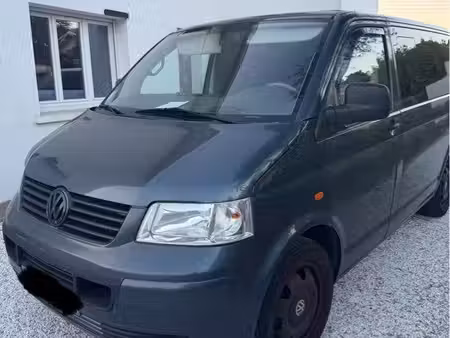 Volkswagen Transporter T5 2.5 TDI 130