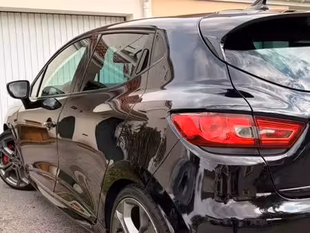 Renault Clio RS 1.6 T 200