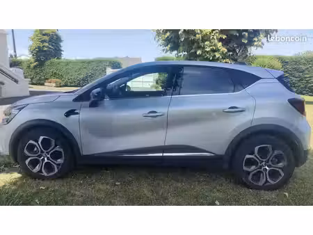 Renault Captur E-Tech 1.6 145 Intens