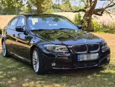 BMW Série 3 330d 3.0 245 Luxe