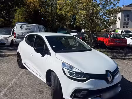 Renault Clio RS 1.6 T 200