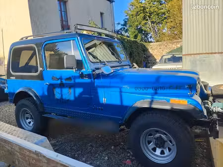 Jeep CJ7 