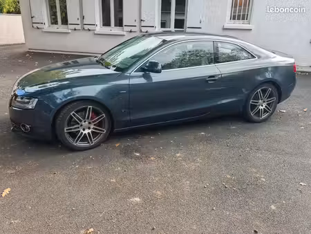 Audi A5 2.0 TFSI 211