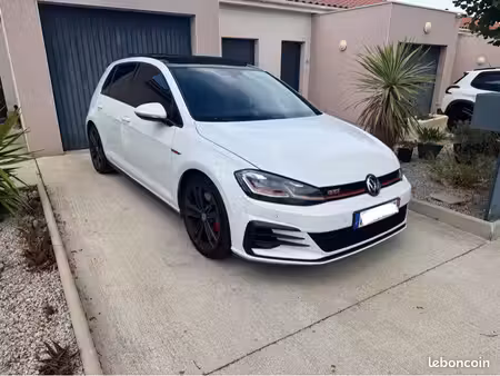 Volkswagen Golf GTI 2.0 Performance