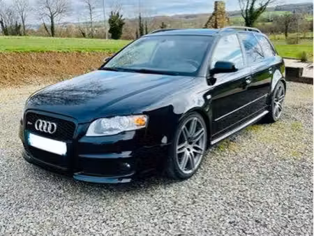 Audi A4 RS4 V8 4.2 FSI 420 quattro
