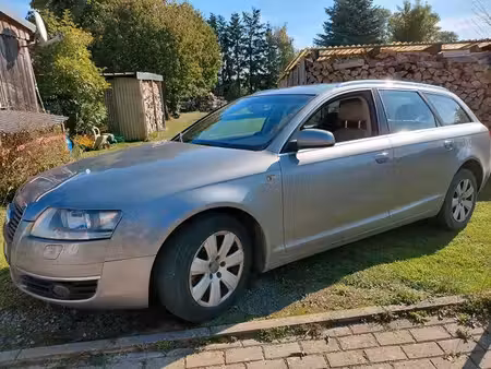 Audi A6 V6 2.4