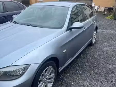 BMW Série 3 318i 2.0 143