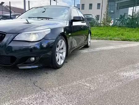 BMW Série 5 530i 3.0 231