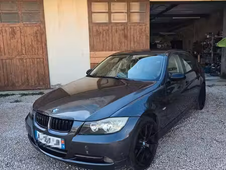 BMW Série 3 330d 3.0 231