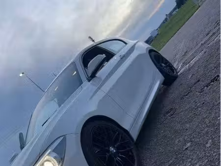 BMW Série 1 118d 2.0 143