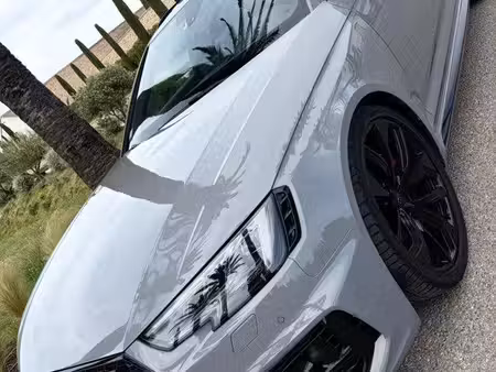 Audi A4 RS4 V6 2.9 TFSI 450 quattro