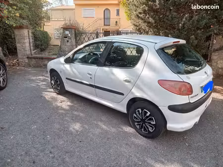Peugeot 206 1.4 75