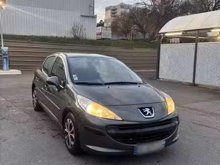 Peugeot 207 1.4 HDi 70