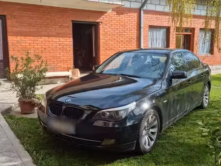 BMW Série 5 530d 3.0 235