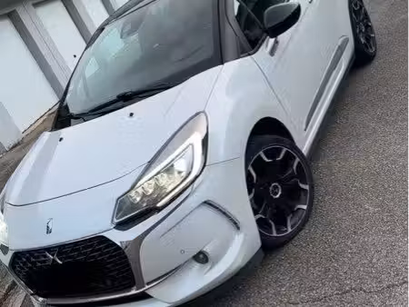 DS 3 1.6 HDi 120 Sport Chic