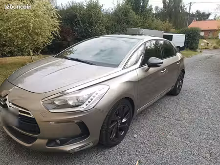 DS 5 2.0 HDi 160 So Chic