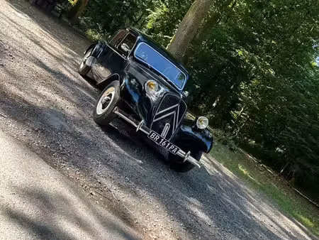Citroën Traction 11B