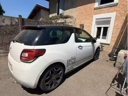 DS 3 1.6 HDi 110