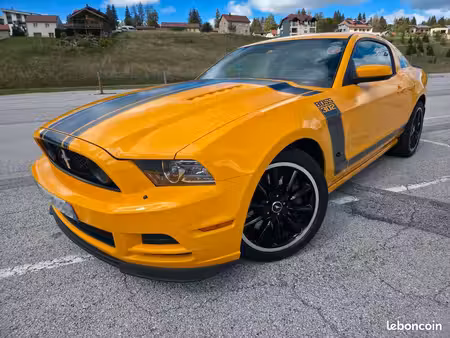 Ford Mustang V8 5.0