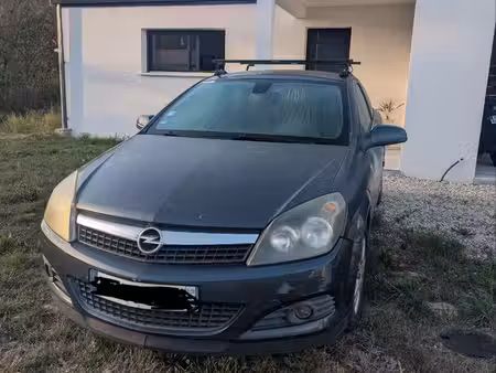 Opel Astra 1.2 90