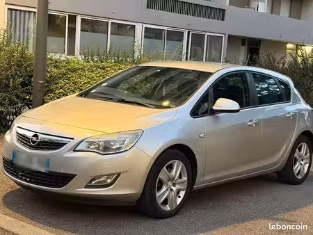 Opel Astra CDTI 110
