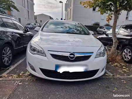 Opel Astra 1.4 140