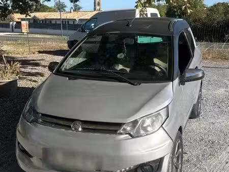 Aixam Crossover 