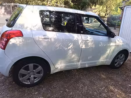 Suzuki Swift 1.3 92