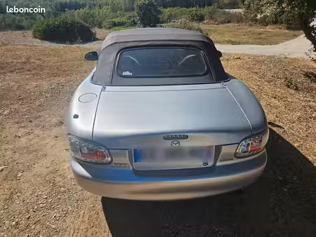 Mazda MX5 1.6 110
