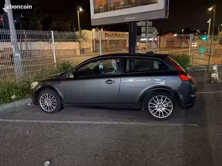 Volvo C30 2.0 D 136