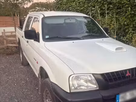 Mitsubishi L200 2.5 100 4x4