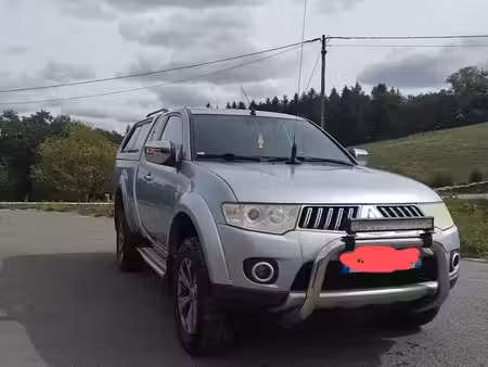 Mitsubishi L200 2.5 178