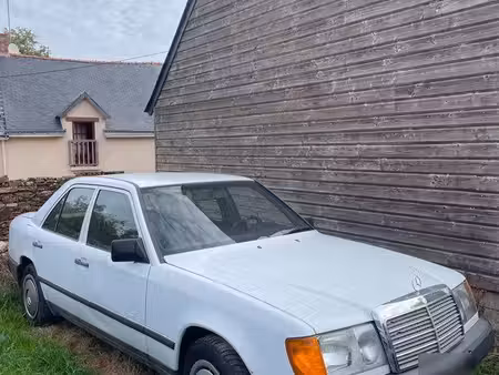 Mercedes-Benz Classe E E 250