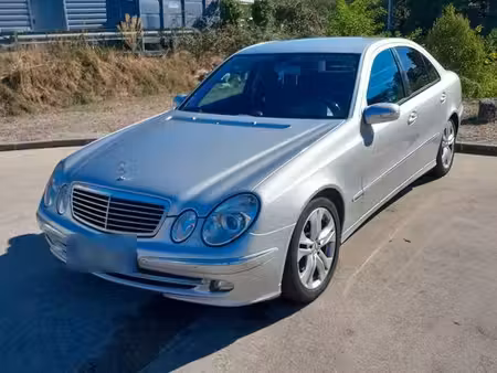 Mercedes-Benz Classe E E 220 2.1 136