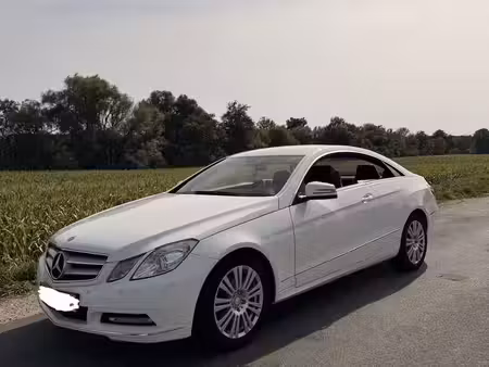Mercedes-Benz Classe E E 200 2.0 184 Elegance