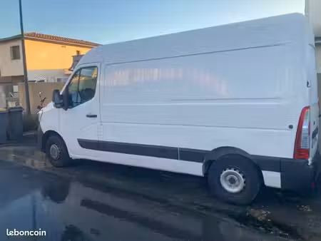 Renault Master 2.3 dCi 135
