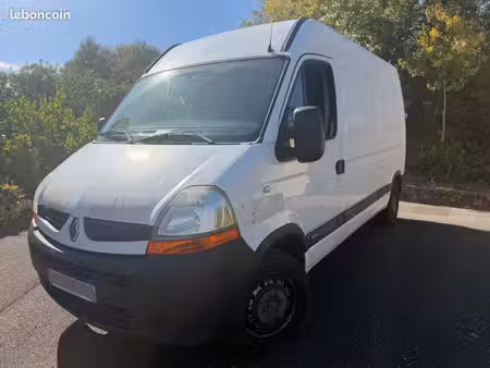 Renault Master 2.5 dCi 100