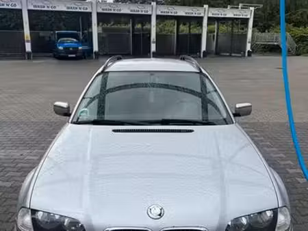 BMW Série 3 318i 1.9