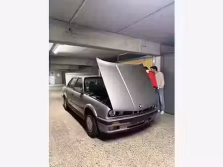 BMW Série 3 325i