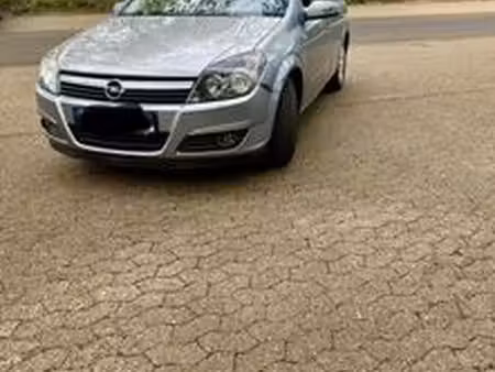 Opel Astra 1.6 105