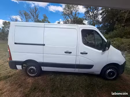 Renault Master 2.3 dCi 110