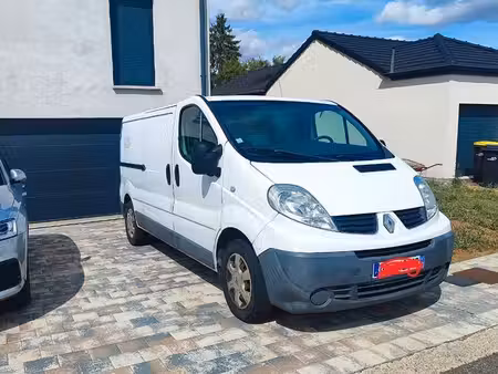 Renault Trafic dCi 90