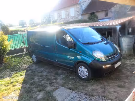 Opel Vivaro 2.5 CDTI 135
