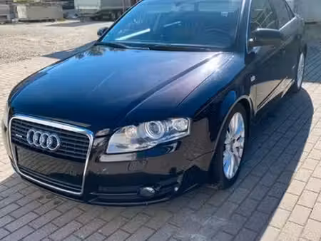 Audi A4 V6 3.2 FSI 256 quattro