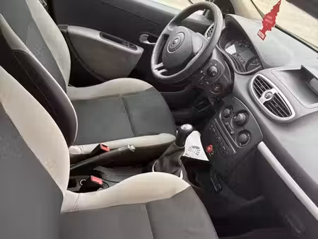 Renault Clio 1.2 75