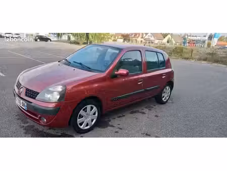 Renault Clio 1.4 98