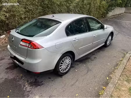 Renault Laguna 1.5 dCi 110