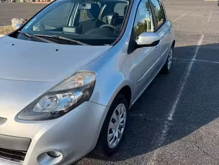 Renault Clio 1.2 75